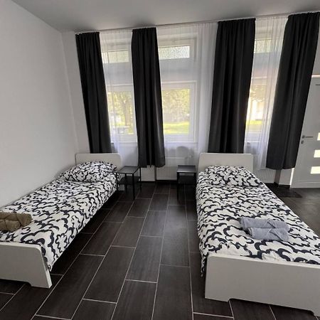 Cozy Apartment In Leverkusen Eksteriør bilde