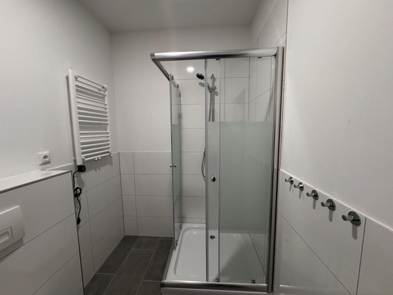 Cozy Apartment In Leverkusen Eksteriør bilde