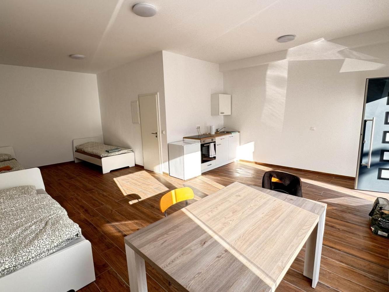 Cozy Apartment In Leverkusen Eksteriør bilde