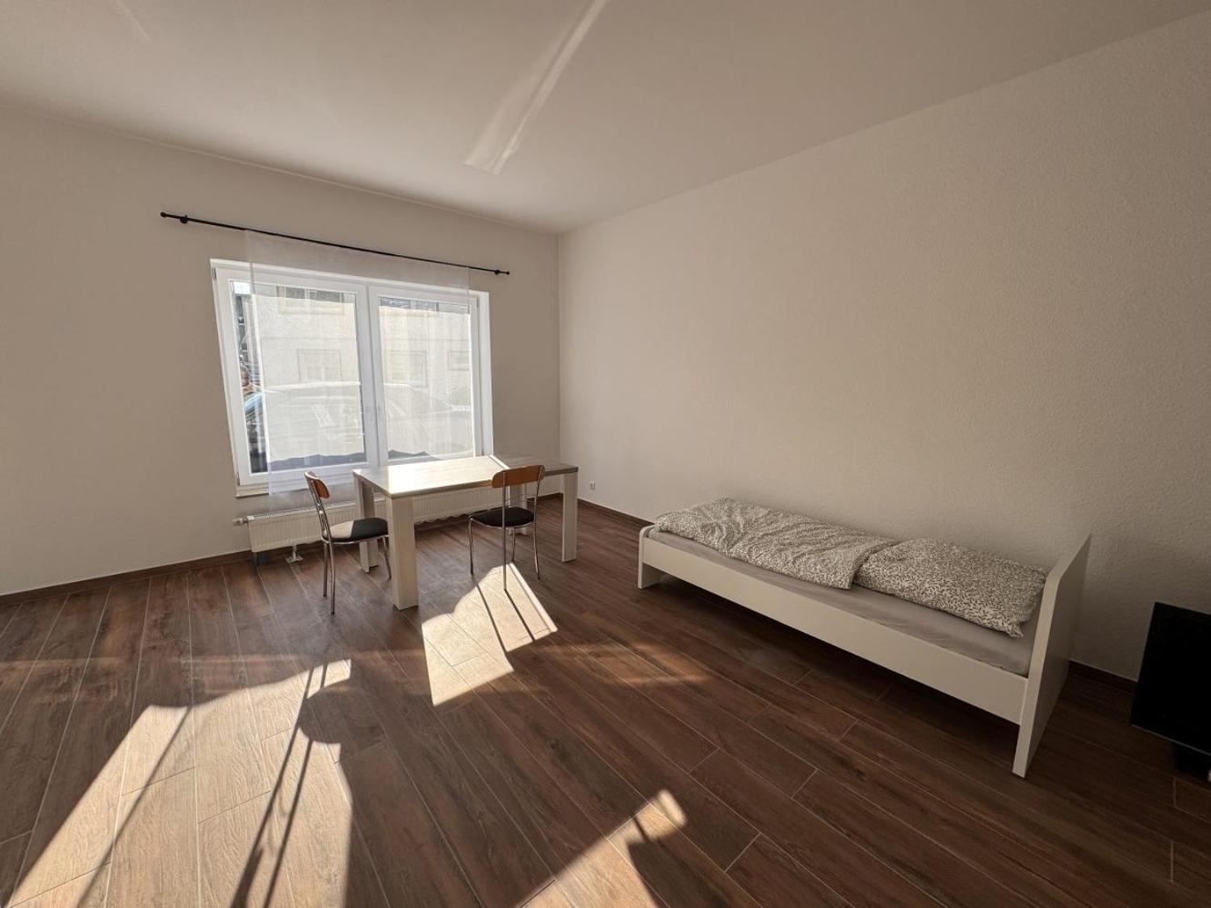 Cozy Apartment In Leverkusen Eksteriør bilde
