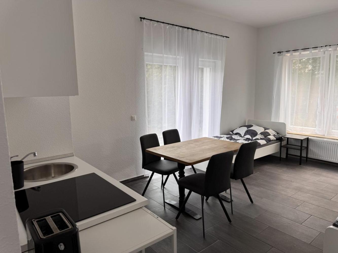Cozy Apartment In Leverkusen Eksteriør bilde