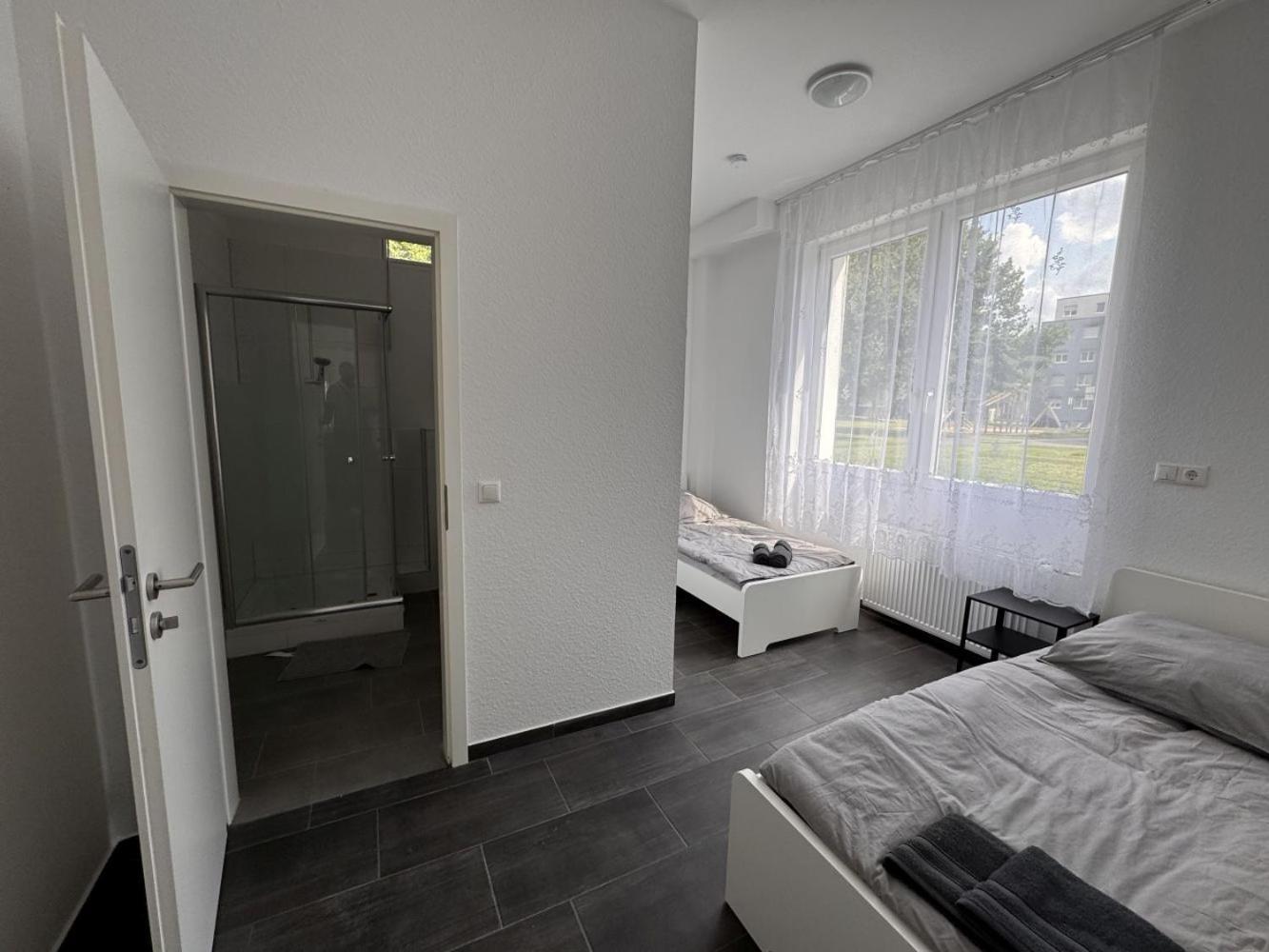 Cozy Apartment In Leverkusen Eksteriør bilde