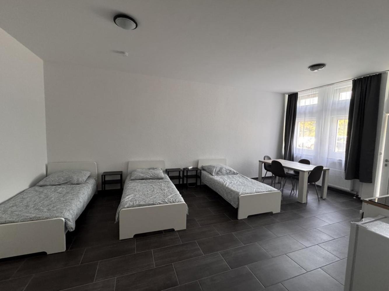 Cozy Apartment In Leverkusen Eksteriør bilde