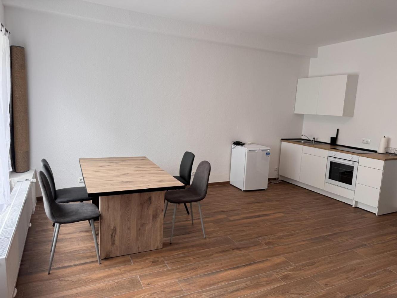 Cozy Apartment In Leverkusen Eksteriør bilde