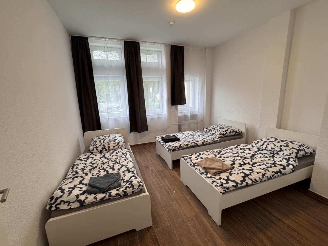 Cozy Apartment In Leverkusen Eksteriør bilde
