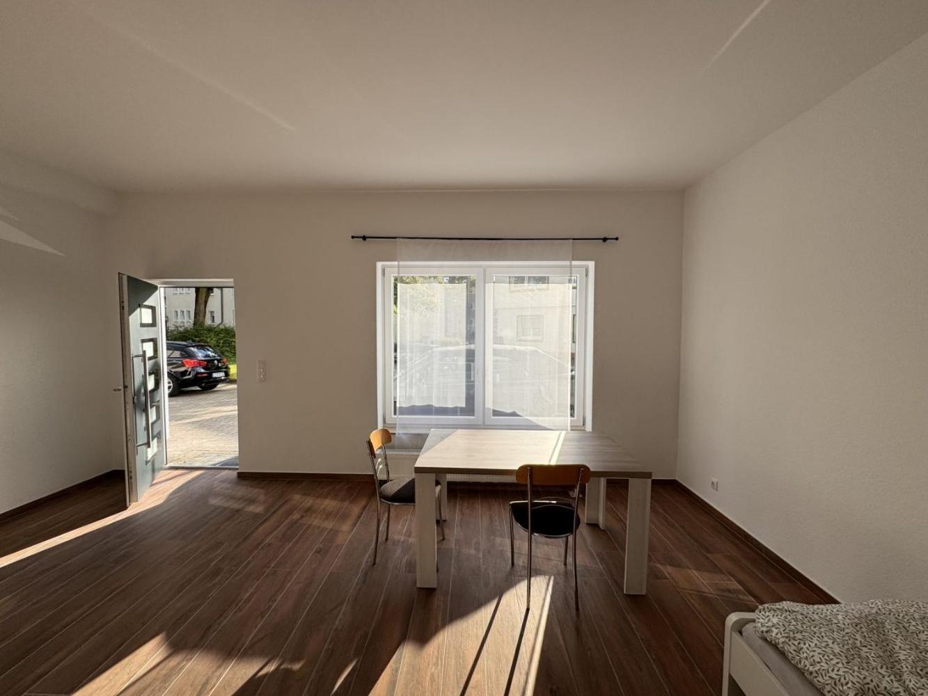 Cozy Apartment In Leverkusen Eksteriør bilde