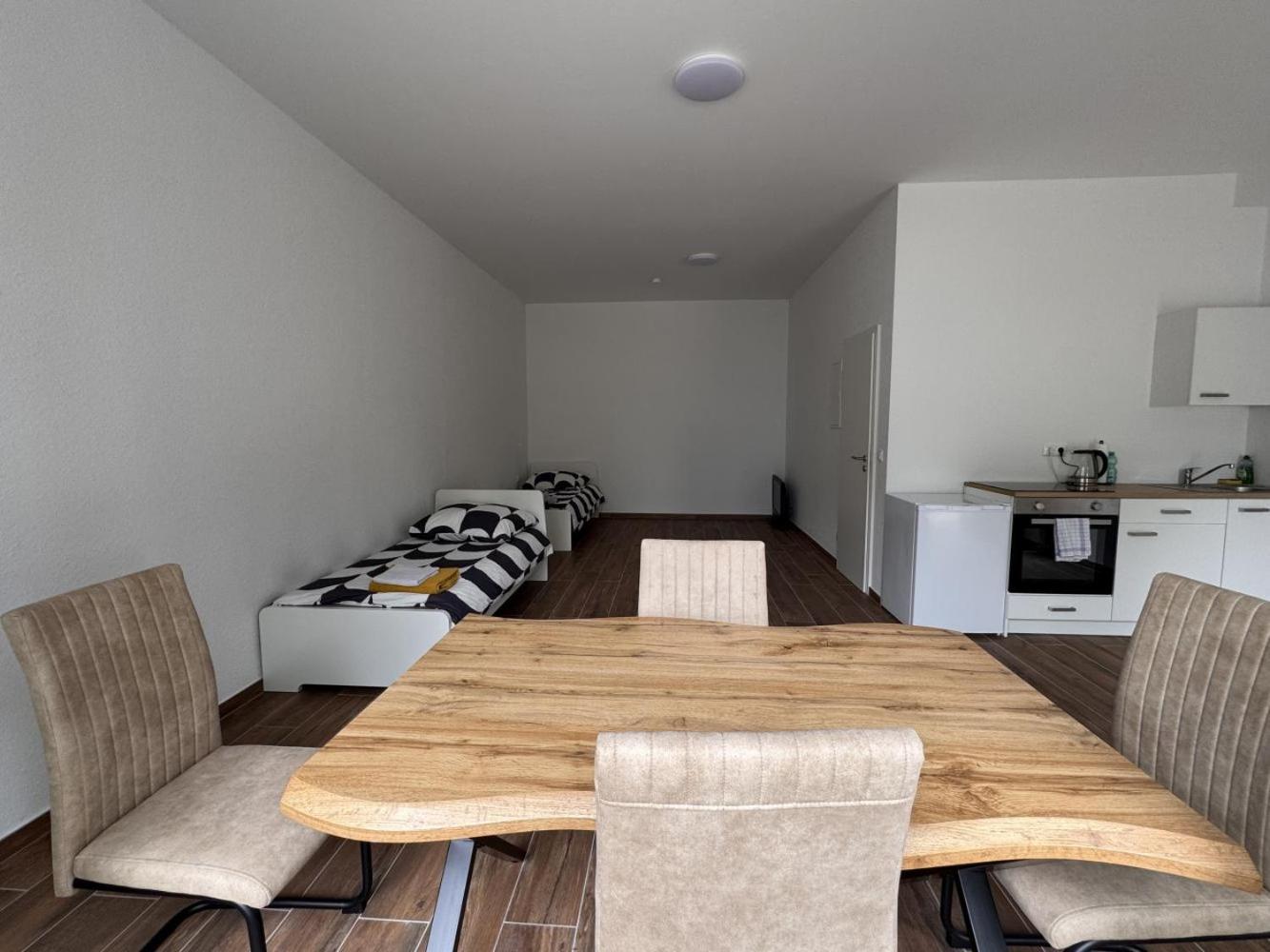 Cozy Apartment In Leverkusen Eksteriør bilde