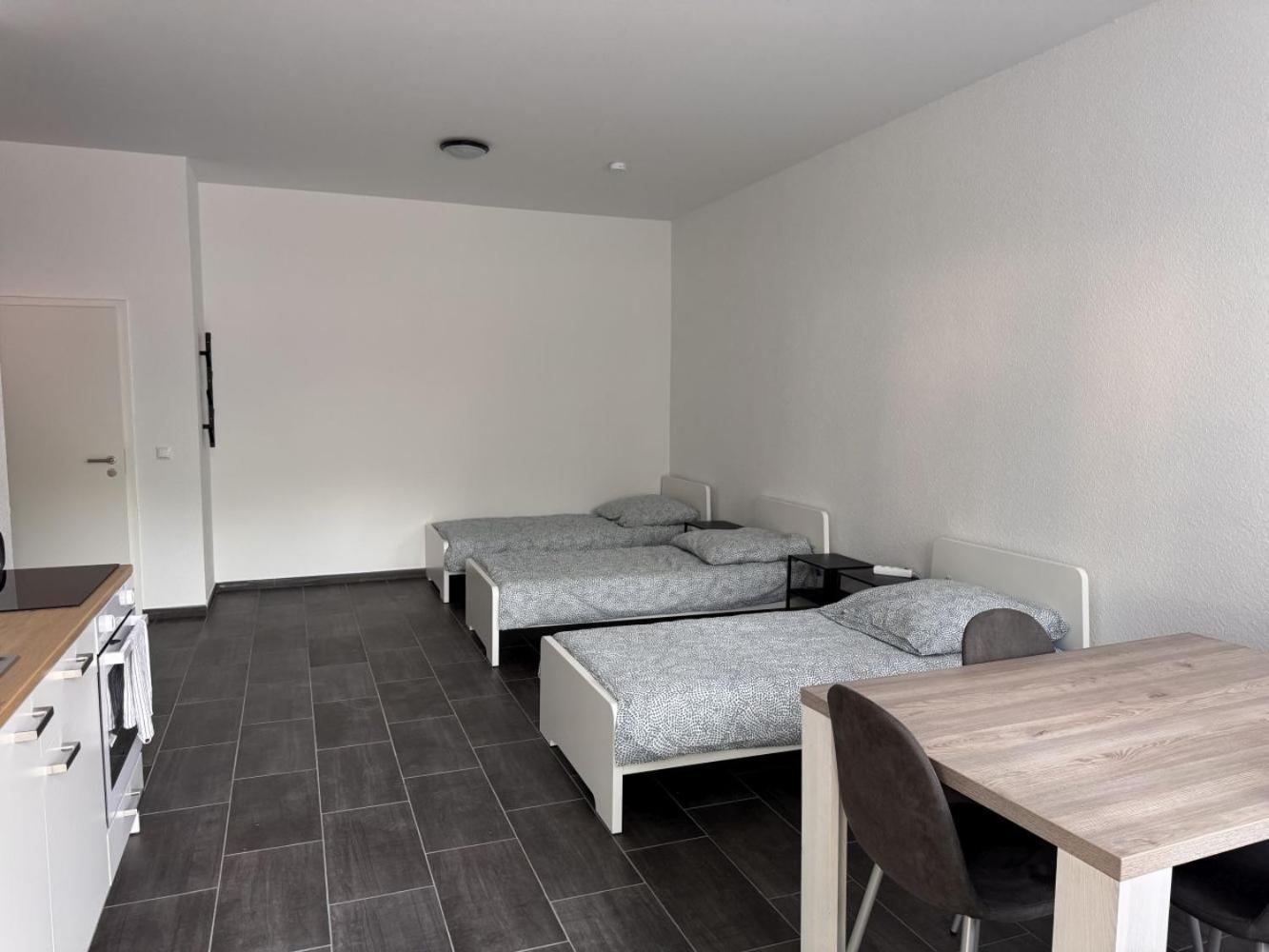 Cozy Apartment In Leverkusen Eksteriør bilde