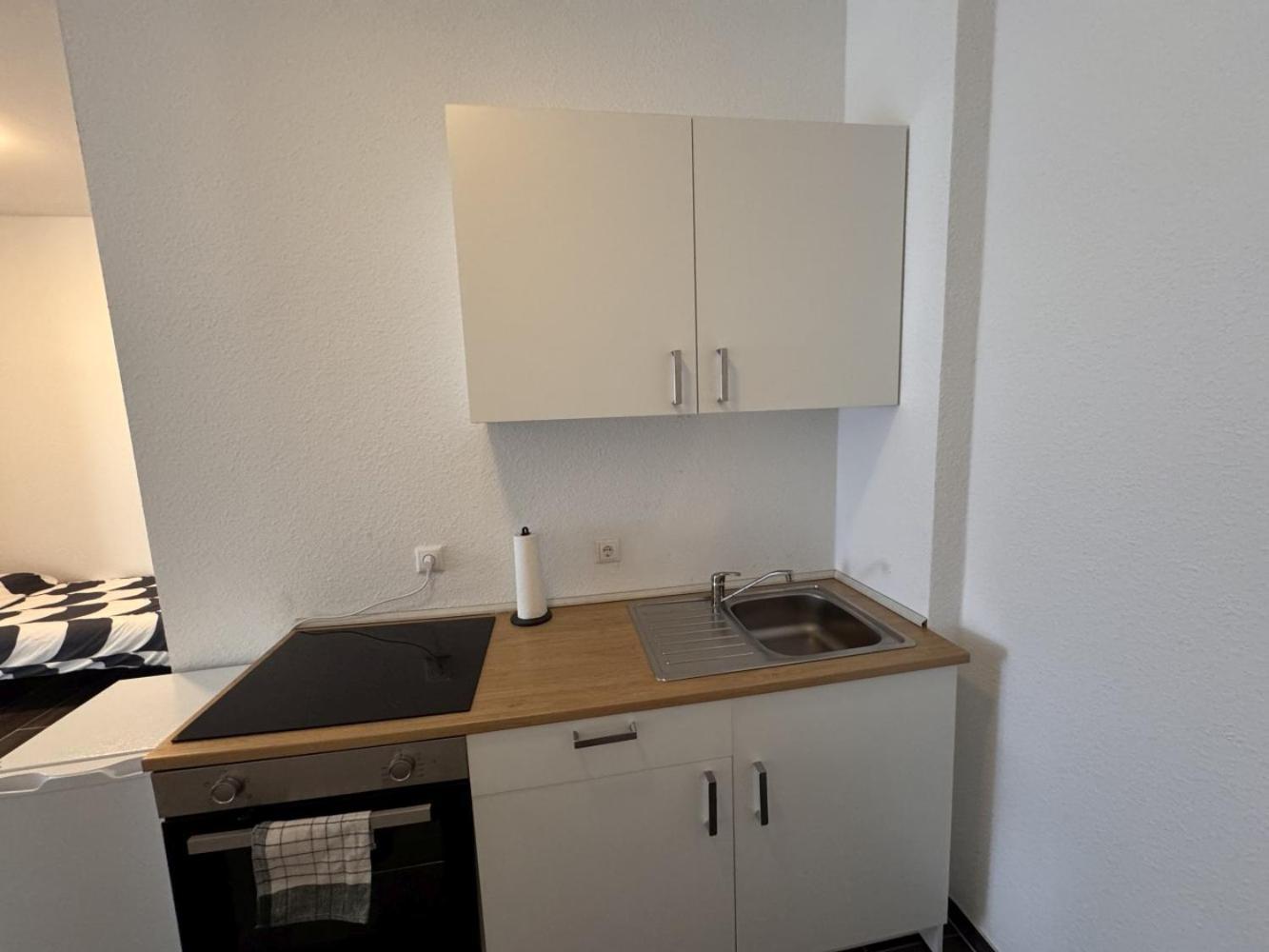 Cozy Apartment In Leverkusen Eksteriør bilde