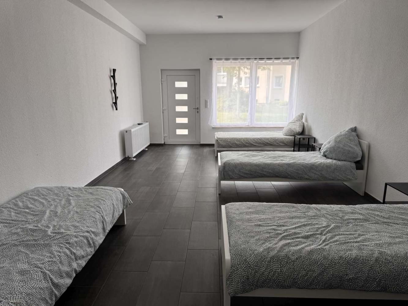 Cozy Apartment In Leverkusen Eksteriør bilde