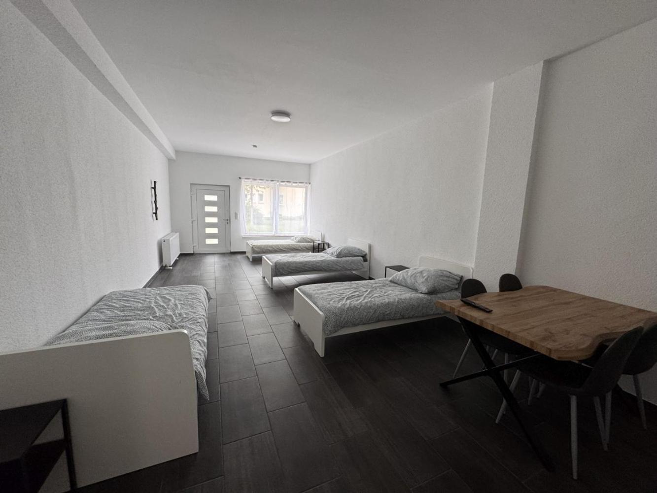 Cozy Apartment In Leverkusen Eksteriør bilde