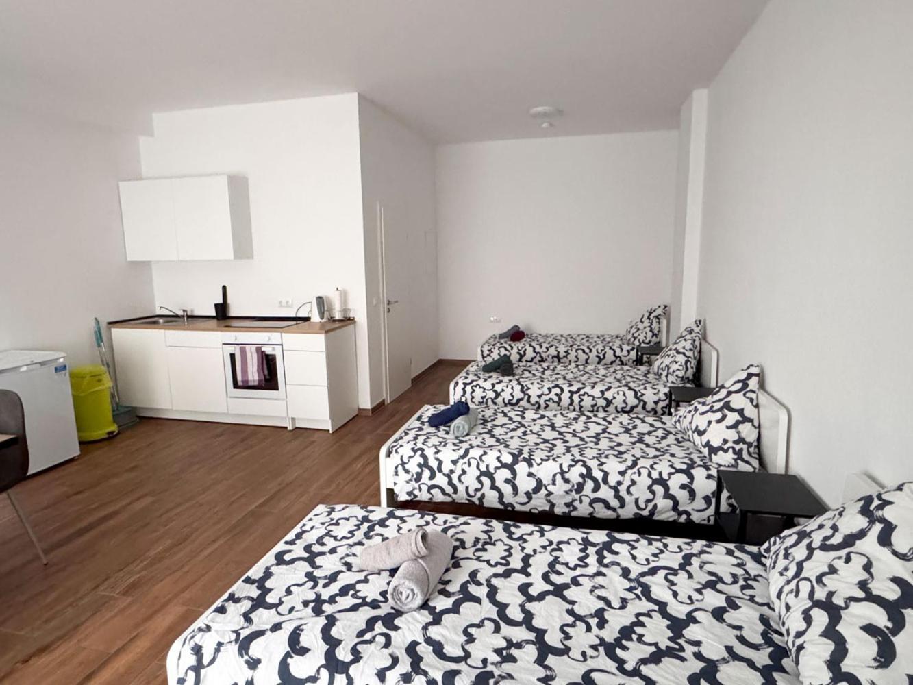 Cozy Apartment In Leverkusen Eksteriør bilde